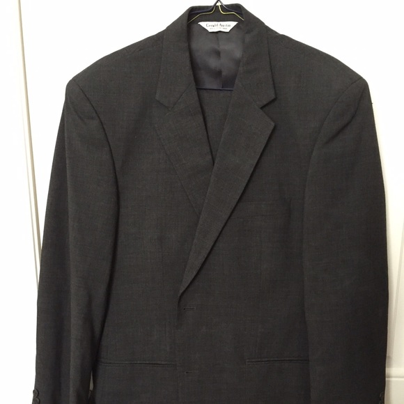 Gerald Austin suit - Picture 1 of 2