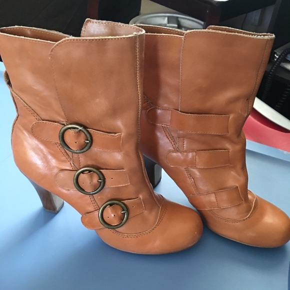 Ankle boots