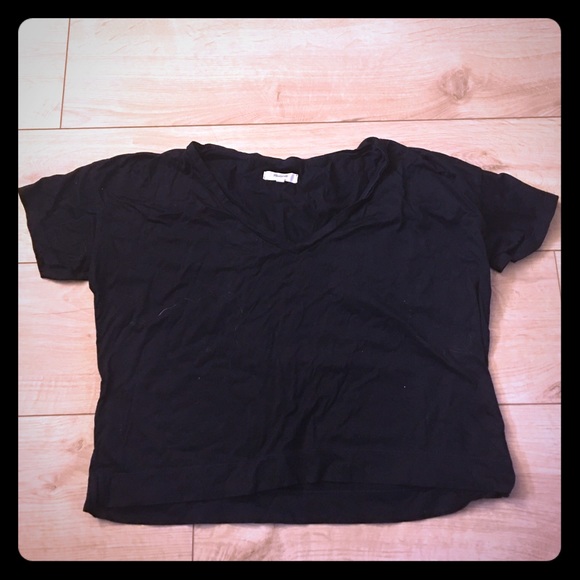 Madewell black v neck crop tee