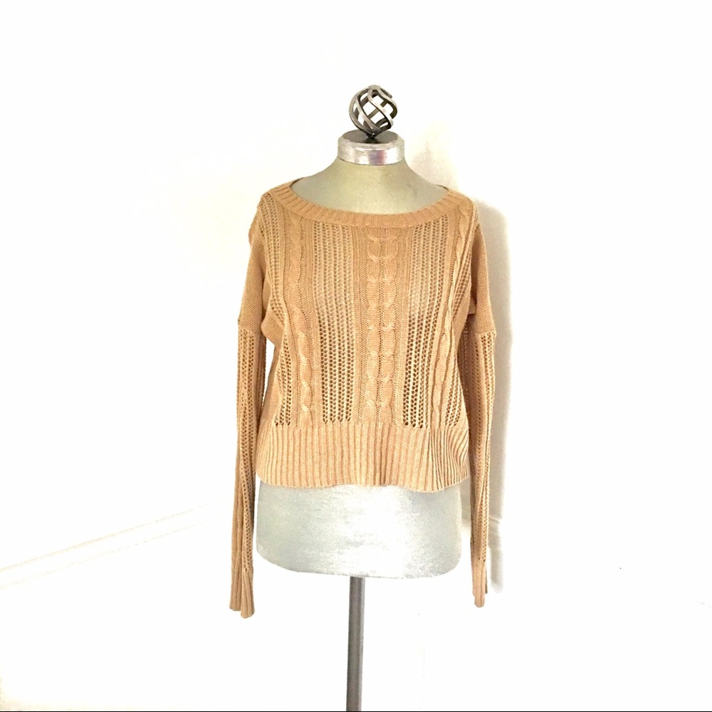 Beautiful women's sweater Size. Large.