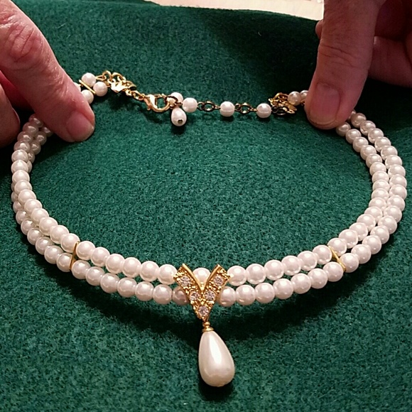 Pearl choker for your Princess - Picture 2 of 2