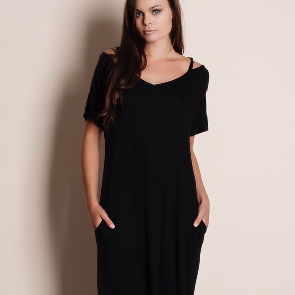 Cut Out Collar Maxi Dress - Picture 3 of 3