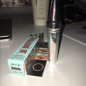 benefit full size 3D browtones