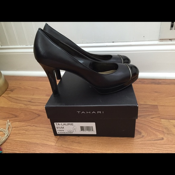 Black leather tahari heels