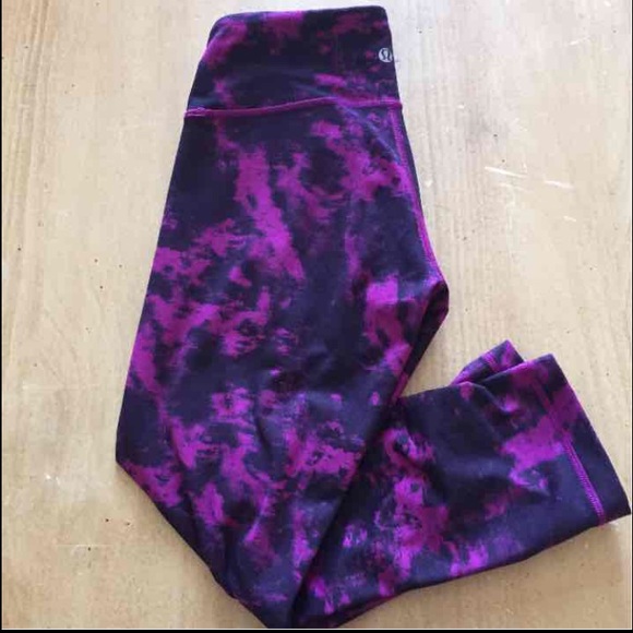 Lululemon wunder under