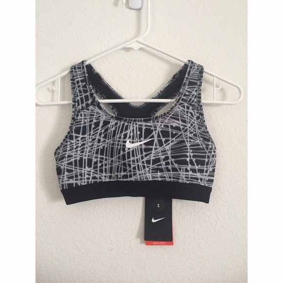 SOLD NWT Nike Sports Bra