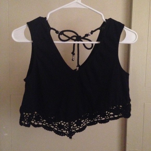 Kendall Kylie black crop - Picture 1 of 3