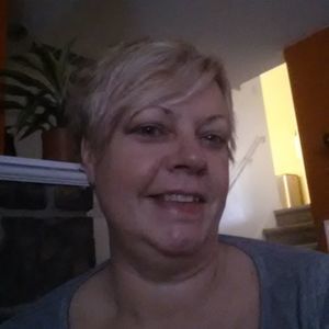 Meet your Posher, Connie