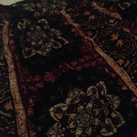 Kendall and Kylie printed shorts - Picture 3 of 3