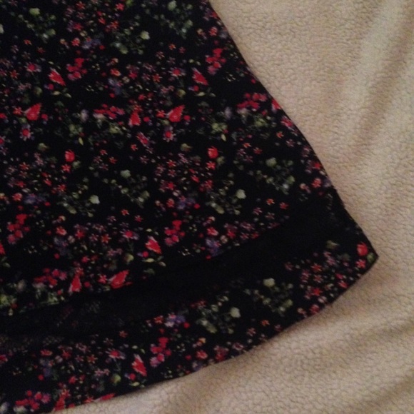 Forever 21 floral dress - Picture 4 of 4