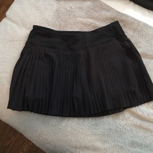 Lululemon pleated tennis skirt