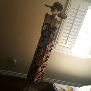 backless maxi dress