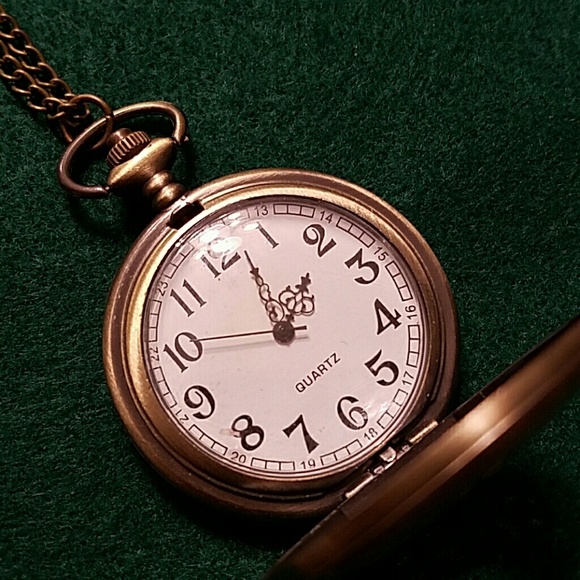 Clock Locket Necklace - Picture 3 of 4