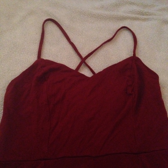 Crossed strapped summer dress - Picture 2 of 4