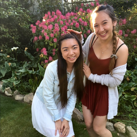 Crossed strapped summer dress - Picture 4 of 4