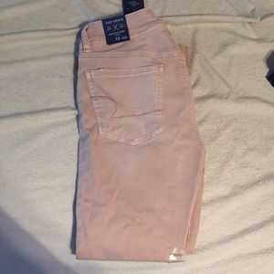 💥NEW AMERICAN EAGLE JEANS! NEVER WORN NWT SIZE 10