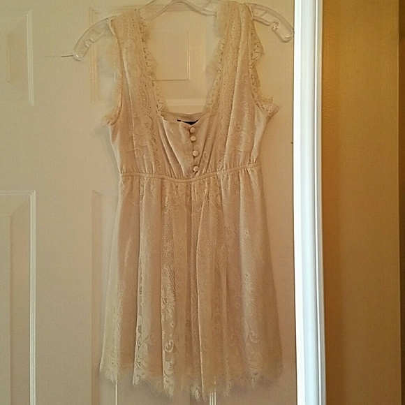 Pretty lace tank top