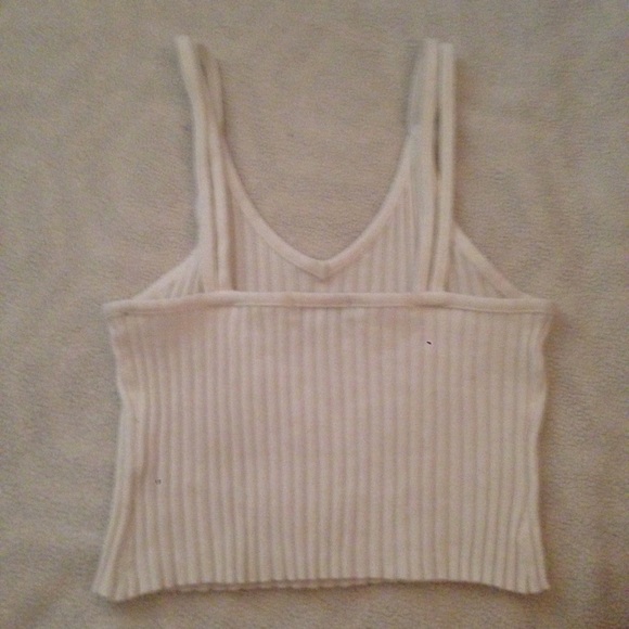 White knit crop top - Picture 3 of 3