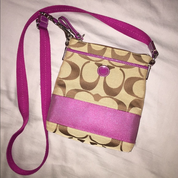 Coach Crossbody Handbag - Picture 1 of 1