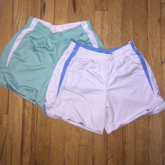 REVERSABLE! Nike shorts bundle! - Picture 2 of 2