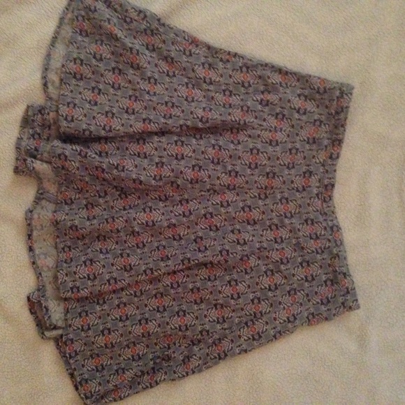 Hollister skirt - Picture 3 of 4