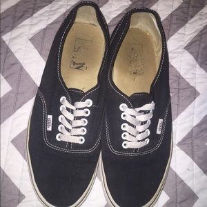 Men's black vans