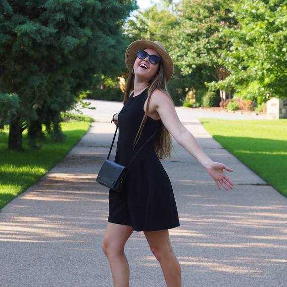 Meet your Posher, Lydia