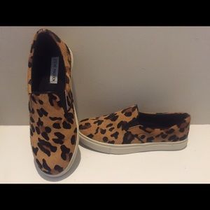Steve Madden leopard slip on sneakers