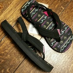 NWT Reef toddler girl sz 9/10 flip flops