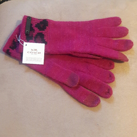 💞COACH OCELOT TECH TOUCH KNIT GLOVE - Picture 3 of 4