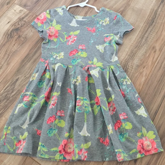 Sweet little grey GAP dress
