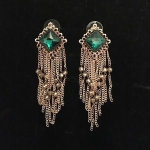 Alex gorgeous green earrings