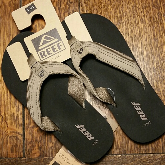 NWT Reef kid's size 13/1 flip flops