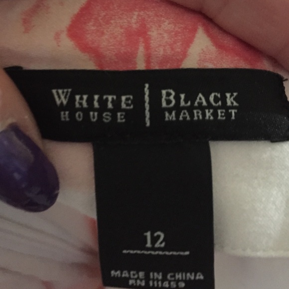 White House Black Market floral skirt - Picture 4 of 4