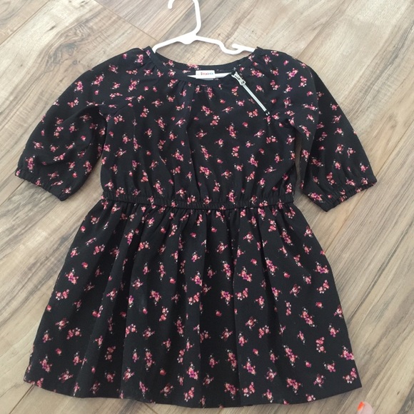 Macy dress with tiny floral print