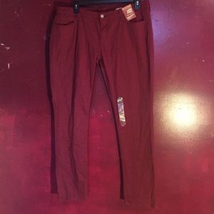 Maroon Super Skinny Pants