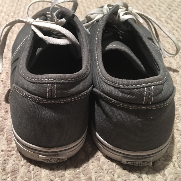 Vans - Picture 2 of 4