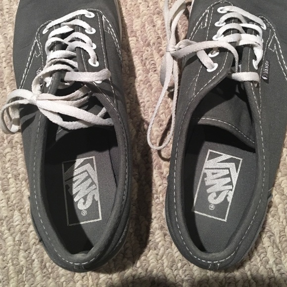 Vans - Picture 4 of 4