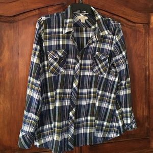 Plaid long sleeve button down. Size 1X