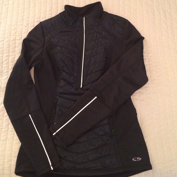 Runner's pullover