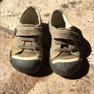 Keen toddler shoes
