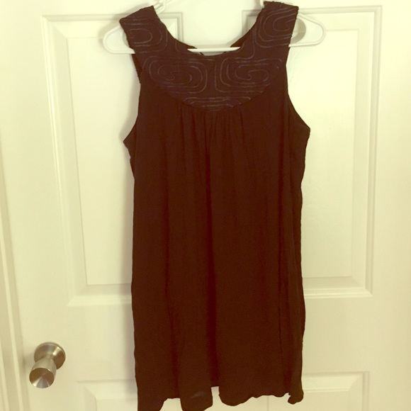 BB Dakota black dress with beautiful neckline