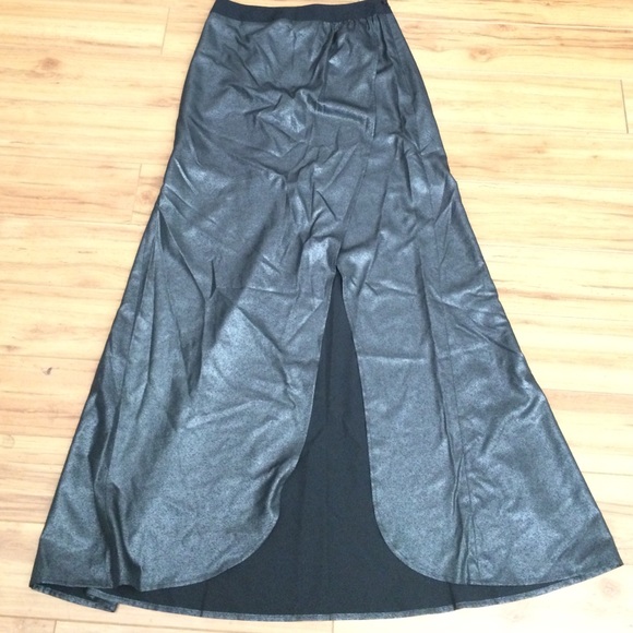 Pewter metallic skirt with slit