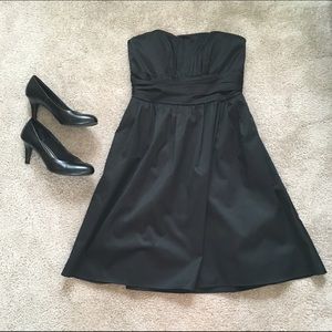 David's Bridal Black Strapless Dress - Pockets