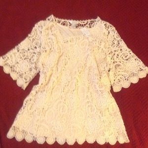 C J Banks 1x Lacey top