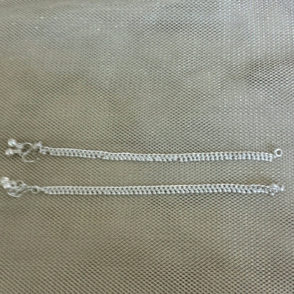 Pair of Girl's anklets - Picture 2 of 3