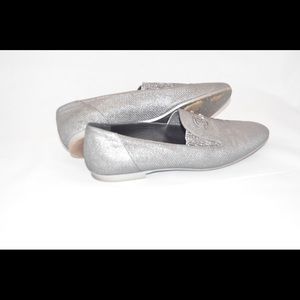 One day sale ⌛️⌛️⌛️ Chanel flat shoes