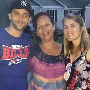 Meet your Posher, Marijo