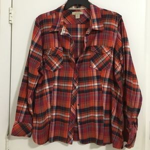 Plaid long sleeve button down shirt