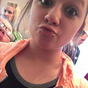 Meet your Posher, Bre